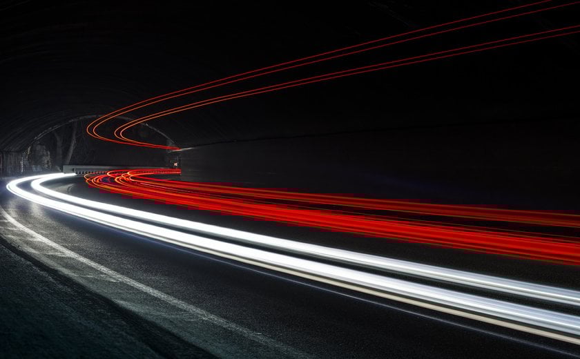How To Remove Motion Photo: A Practical Guide For Photographers | Skylum Blog(3)