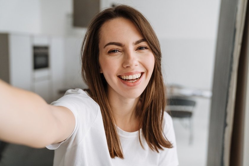 Celebrate National Selfie Day 2025 in Style: Snap, Edit, Share! | Skylum Blog(14)