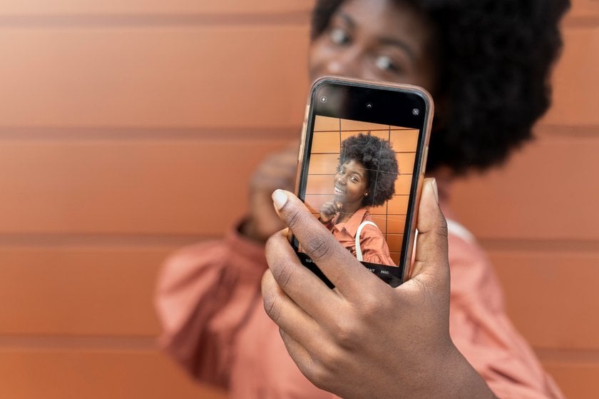 Celebrate National Selfie Day 2025 in Style: Snap, Edit, Share! | Skylum Blog(12)