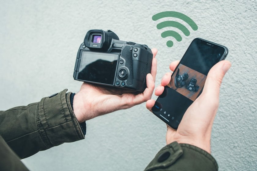 How To Get Digital Camera Photos On Phone Without Waiting | Skylum Blog(3)