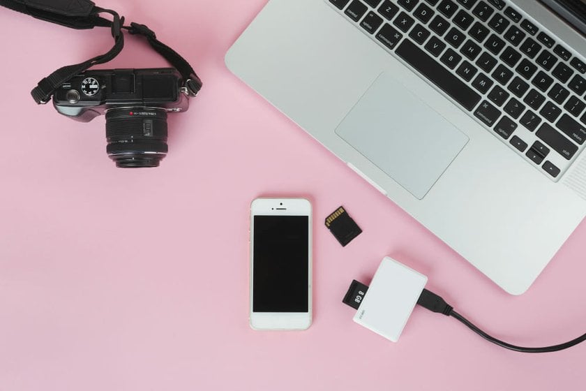 How To Get Digital Camera Photos On Phone Without Waiting | Skylum Blog(5)