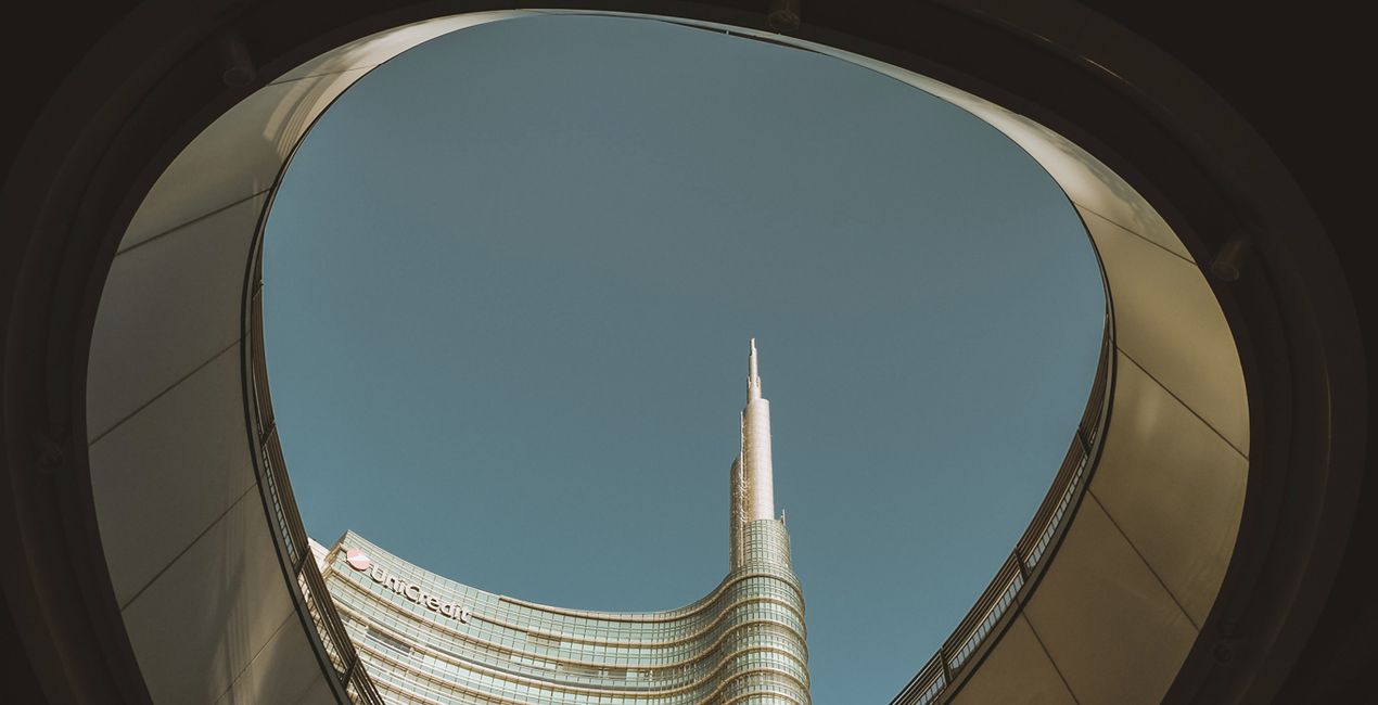 Expressive Blue Skies(41)